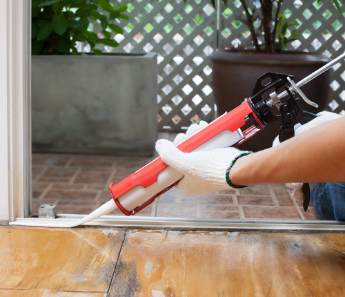 Caulking Sealing doorway